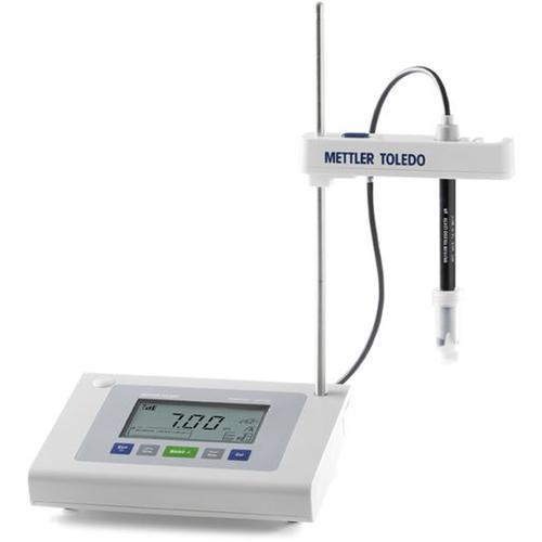 Mettler Toledo® FP30-Standard FiveEasy Benchtop FP30 Conductivity Standard Kit with LE703 sensor Mettler Toledo® FP30-Standard FiveEasy Benchtop FP30 Conductivity Standard Kit with LE703 sensor